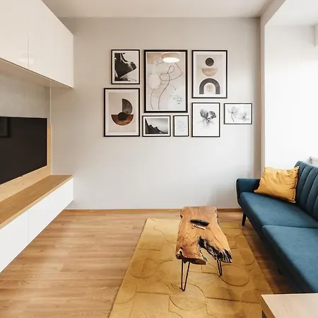 Friends Downtown !!! * Bratislava